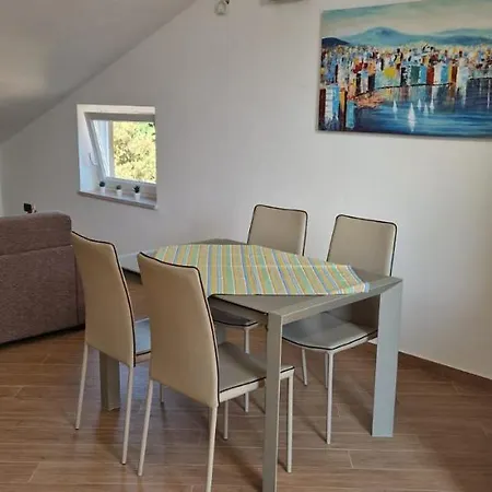 Apartment Karlos